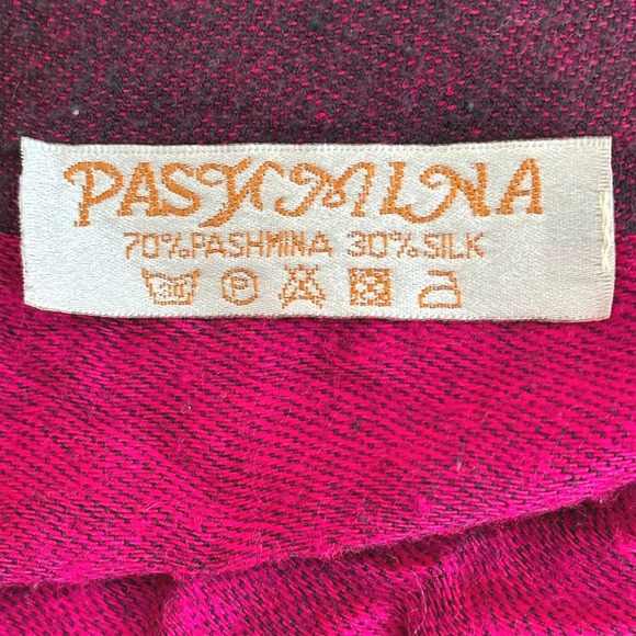 Pashmina Silk Blend Paisley Shawl Wrap Scarf Fuchsia Magenta Pink Fringe Trim - Picture 4 of 4